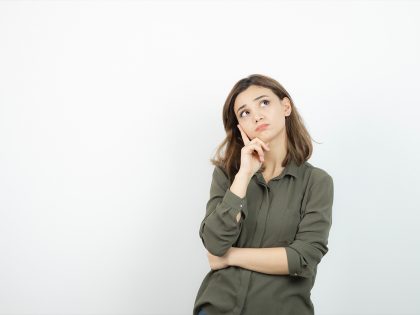 7 questions existentielles que seul ton thème natal peut éclairer
