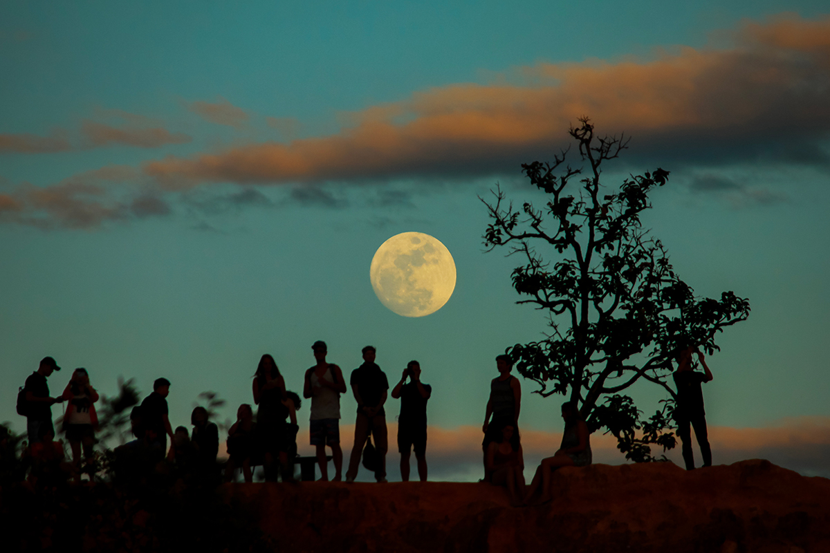 Influence de la Maison IV et de la Lune sur la vie familiale
