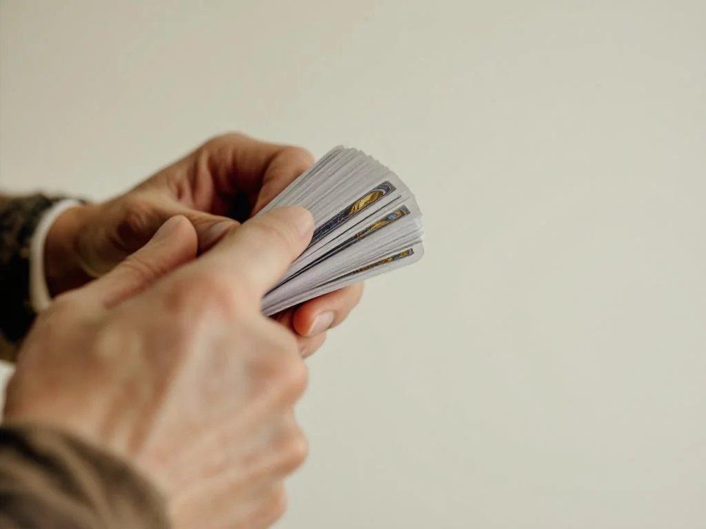 Faut il mélanger les cartes de tarot d’une façon particulière